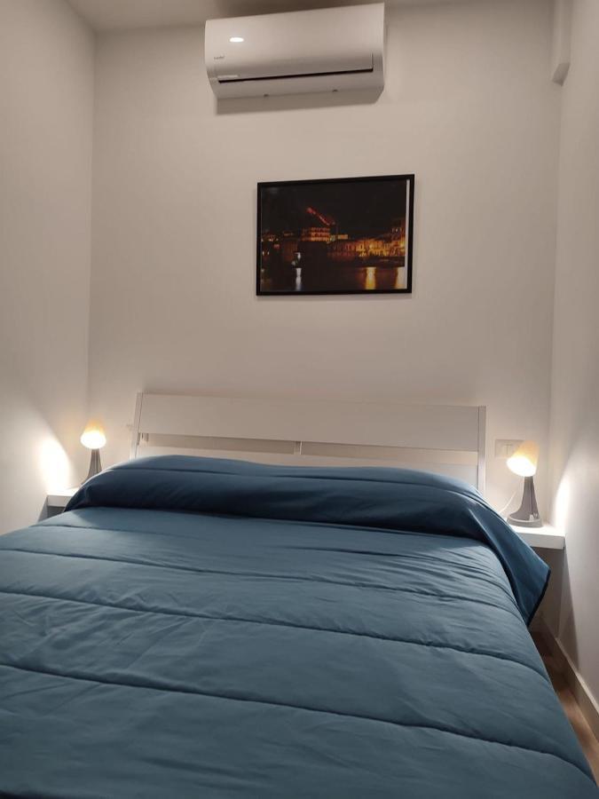 אצ'י קסטלו Casa Vacanze Caramagna מראה חיצוני תמונה